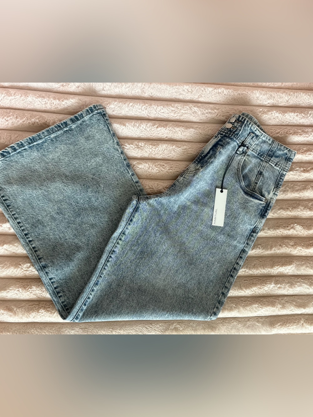 NWT Habitual Emmette High Waist Wide Leg Acid Wash Trouser Jeans
